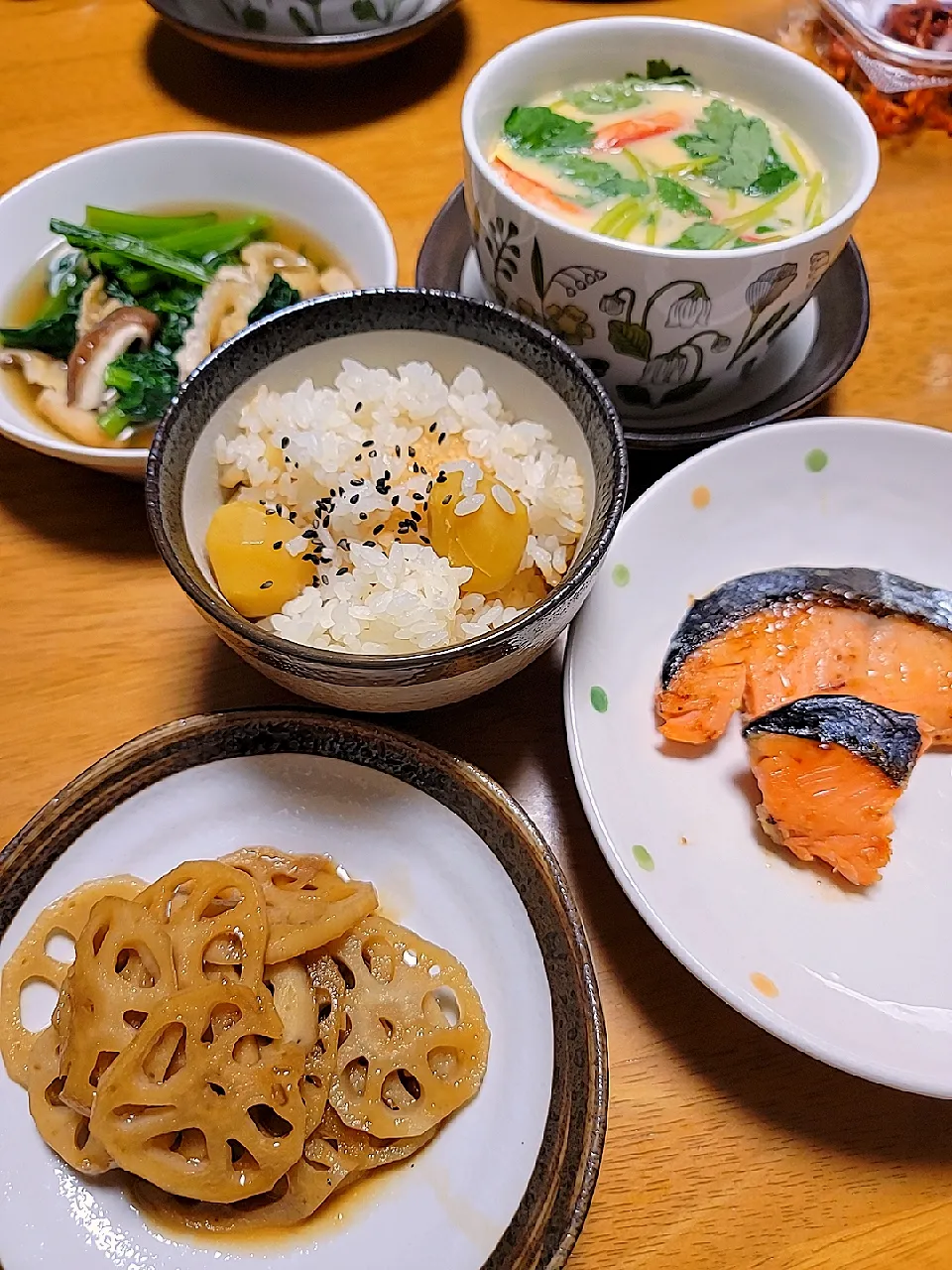 Snapdishの料理写真:本日(2022.11.02)のお夕飯♪|marikuruさん