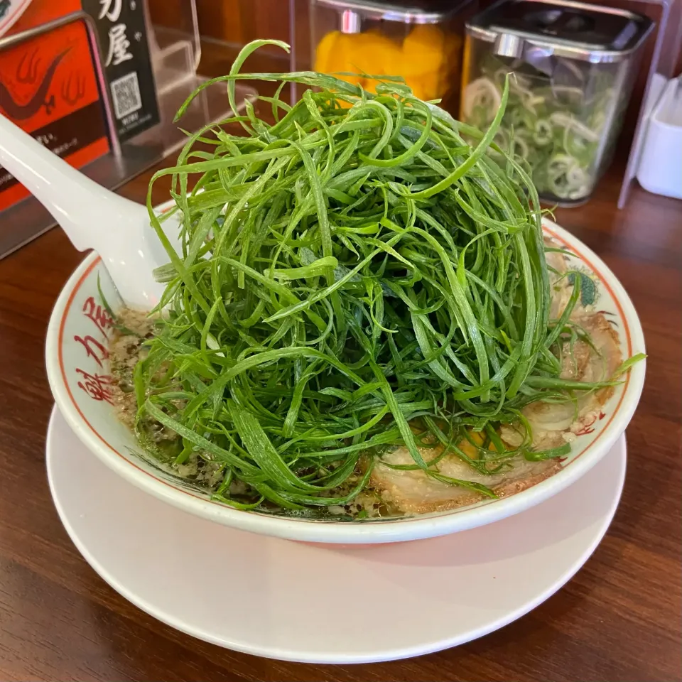 特製醤油九条ネギラーメン|林とびぃさん