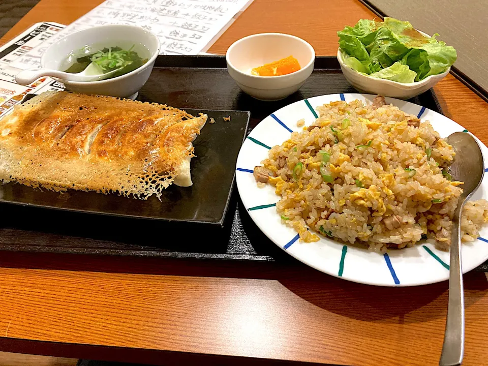 餃子定食@銀座餃子(東銀座)|yoooochanさん