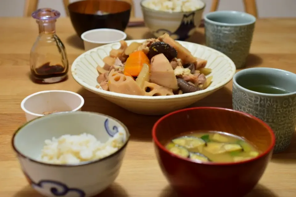 シロカのおうちシェフProで鶏肉と根野菜の煮物|うにんぱすさん