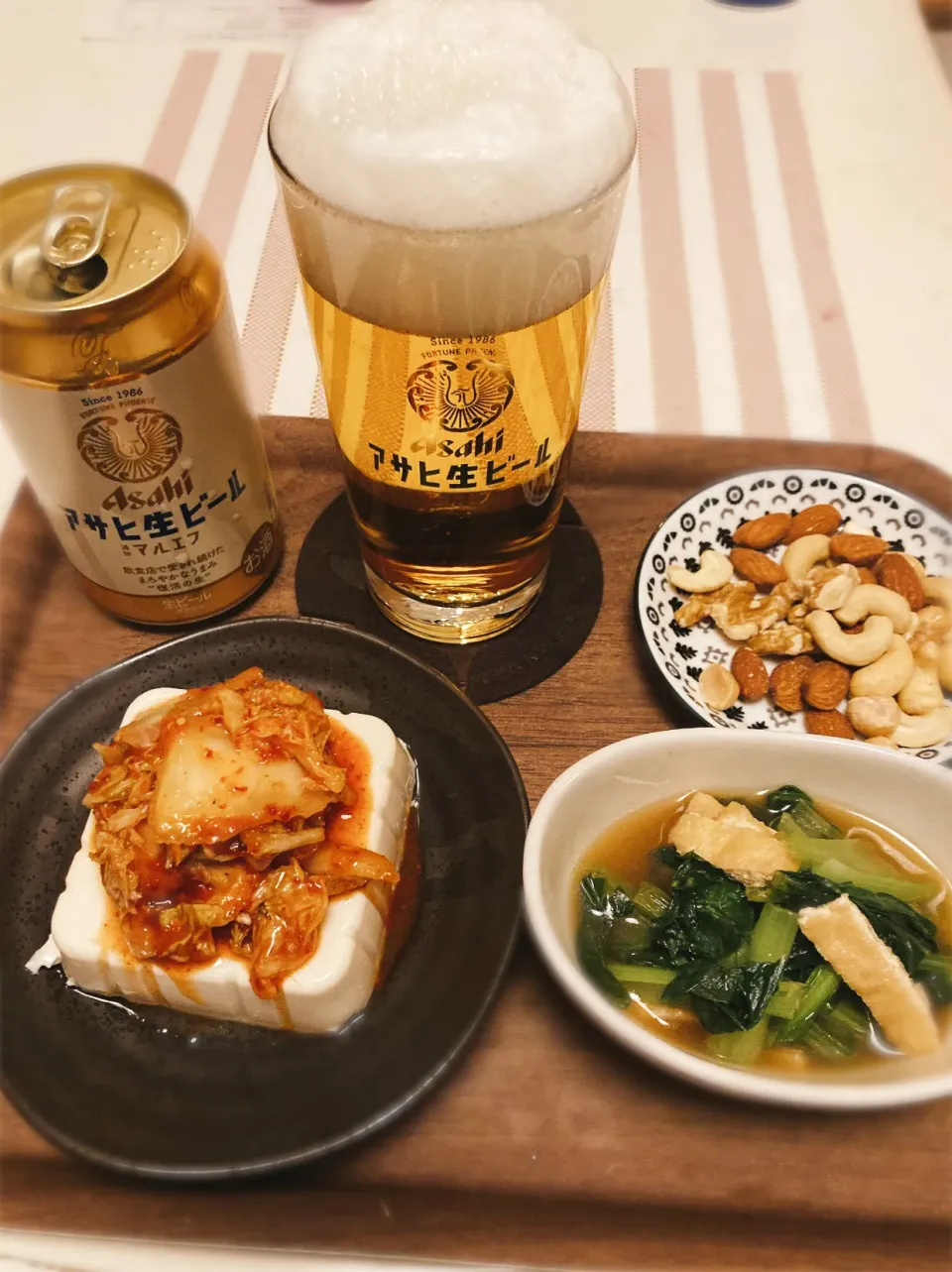 小松菜と薄揚げの炊いたん🥬キムチ奴🌶ミックスナッツ🍺|gunlove❤さん