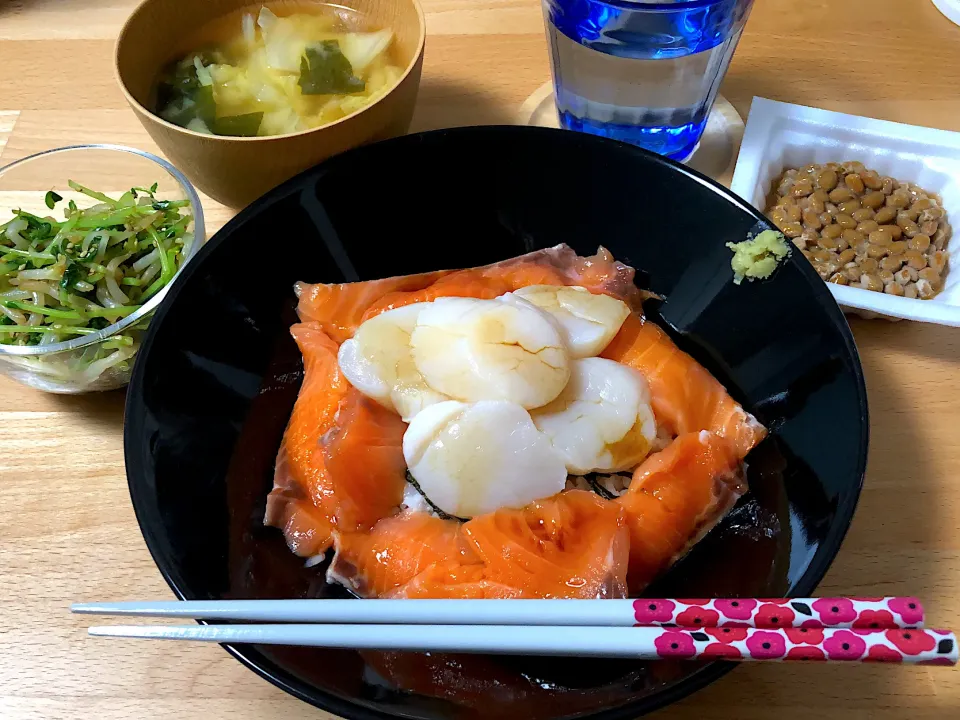 サーモンホタテ丼|saknさん