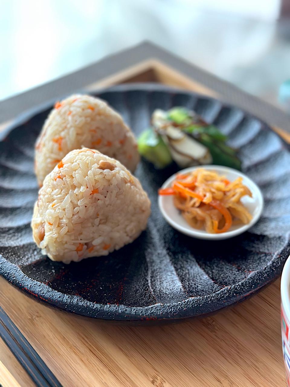つぶ餅ピーナッツの炊き込みおにぎり🍙
