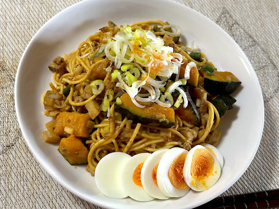 かぼちゃの汁なし坦々麺|しげさんさん