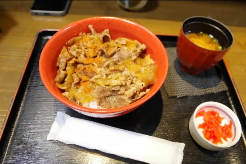 近江牛の牛丼✨💕
肉が柔らかい💕💕|深夜特急fさん