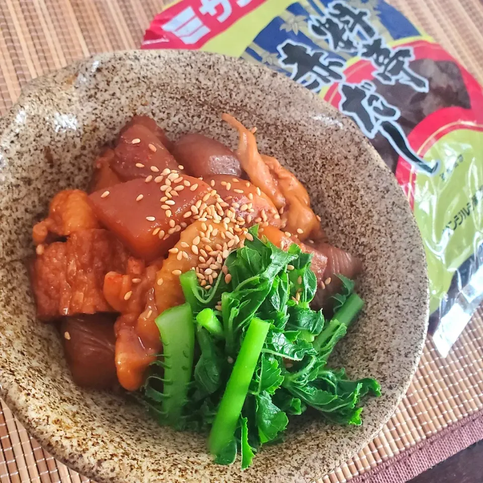 Snapdishの料理写真:鶏皮と大根の味噌煮込み( ˙▿˙　)どて煮|まぁさん