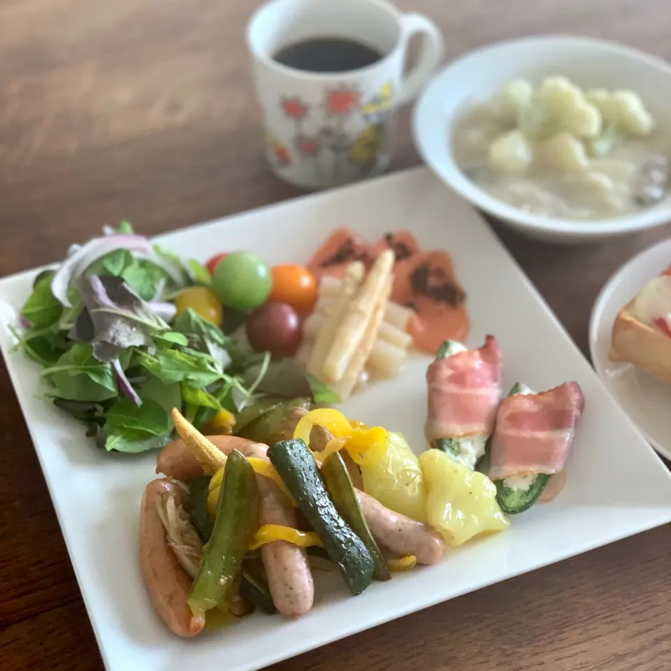 今日の朝ごはん|ぺんぎんさん