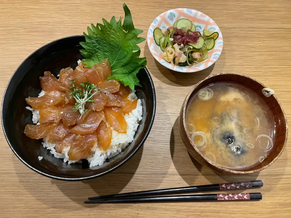 メジナ べっ甲丼|おーたたくとさん