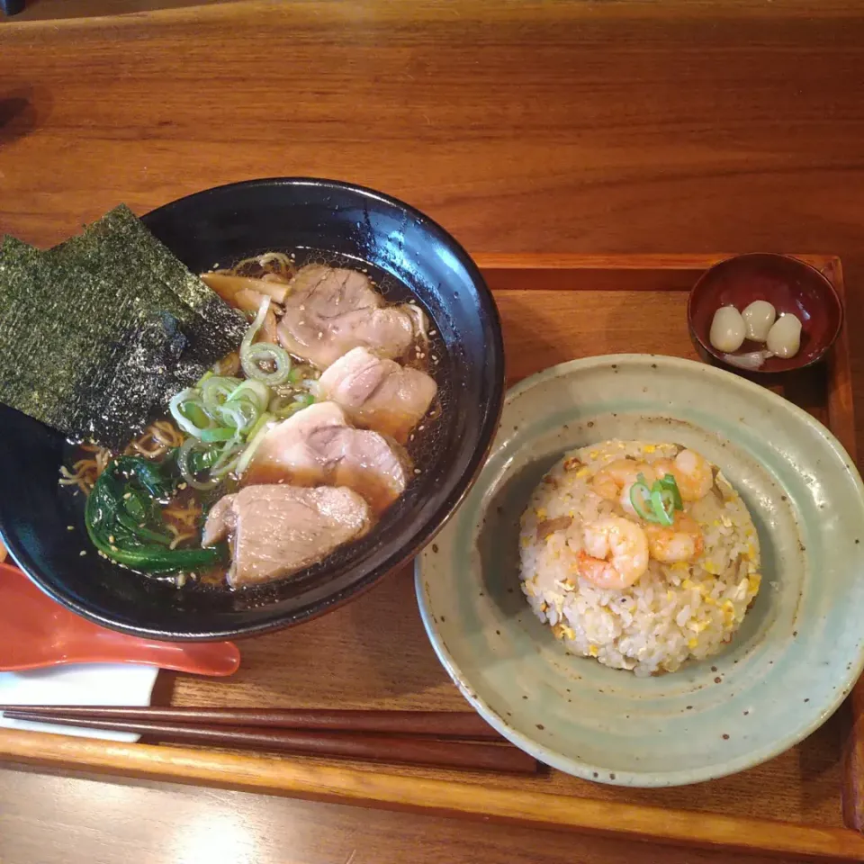 お取寄旭川青葉ラーメンと海老炒飯|Jay20170327さん