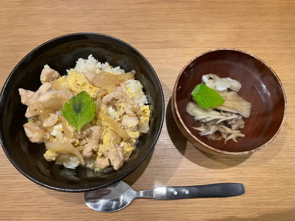 手抜き飯 親子丼 まいたけのお吸い物|おーたたくとさん