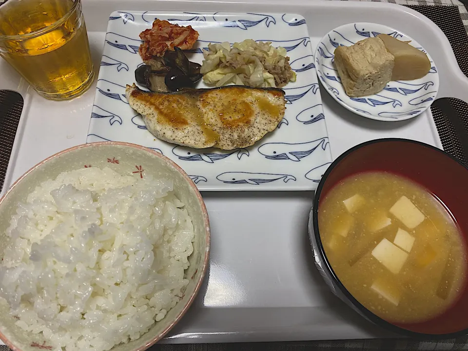 Snapdishの料理写真:サワラのニンニク焼き|aru_sakazakさん