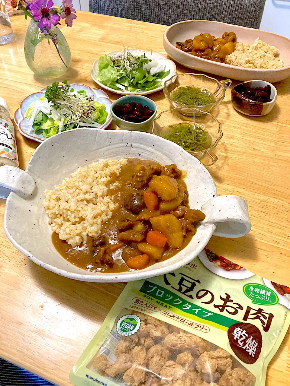 大豆のお肉ブロック乾燥タイプでカレー😻|さくたえさん