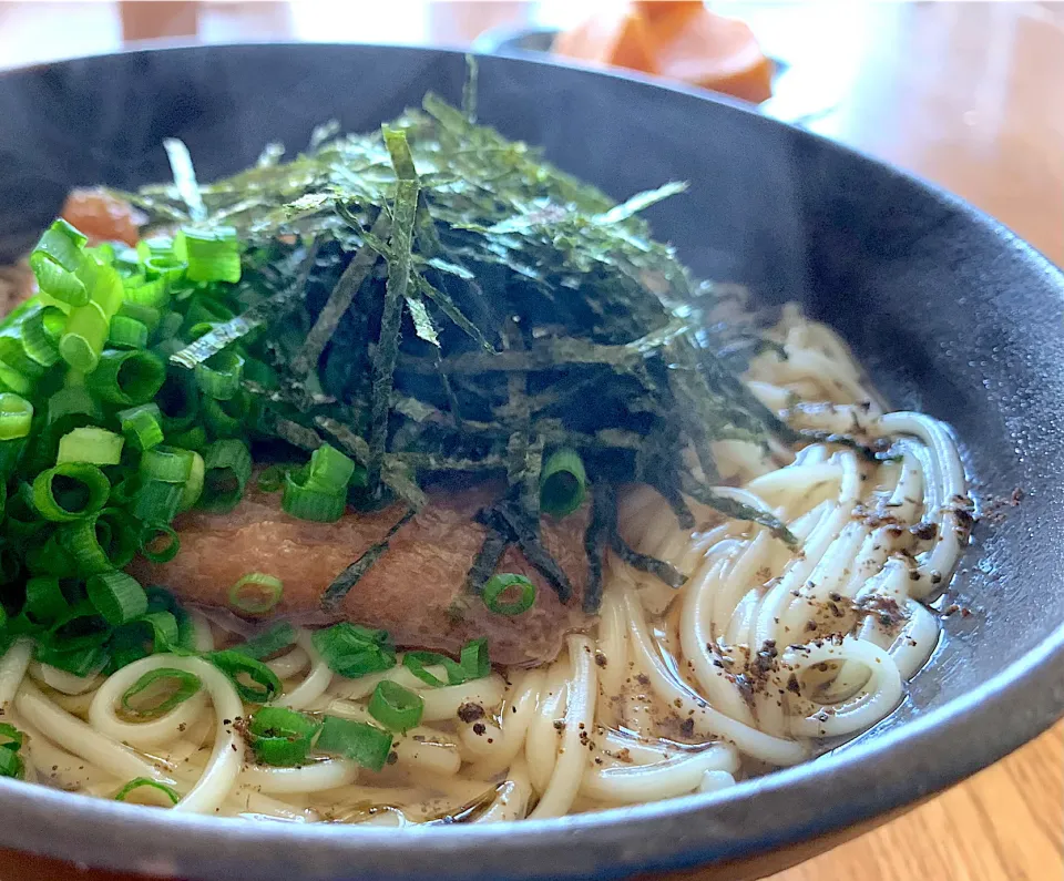 きつね海苔麺🦊きざみのりをファッサァー！|いちごさん