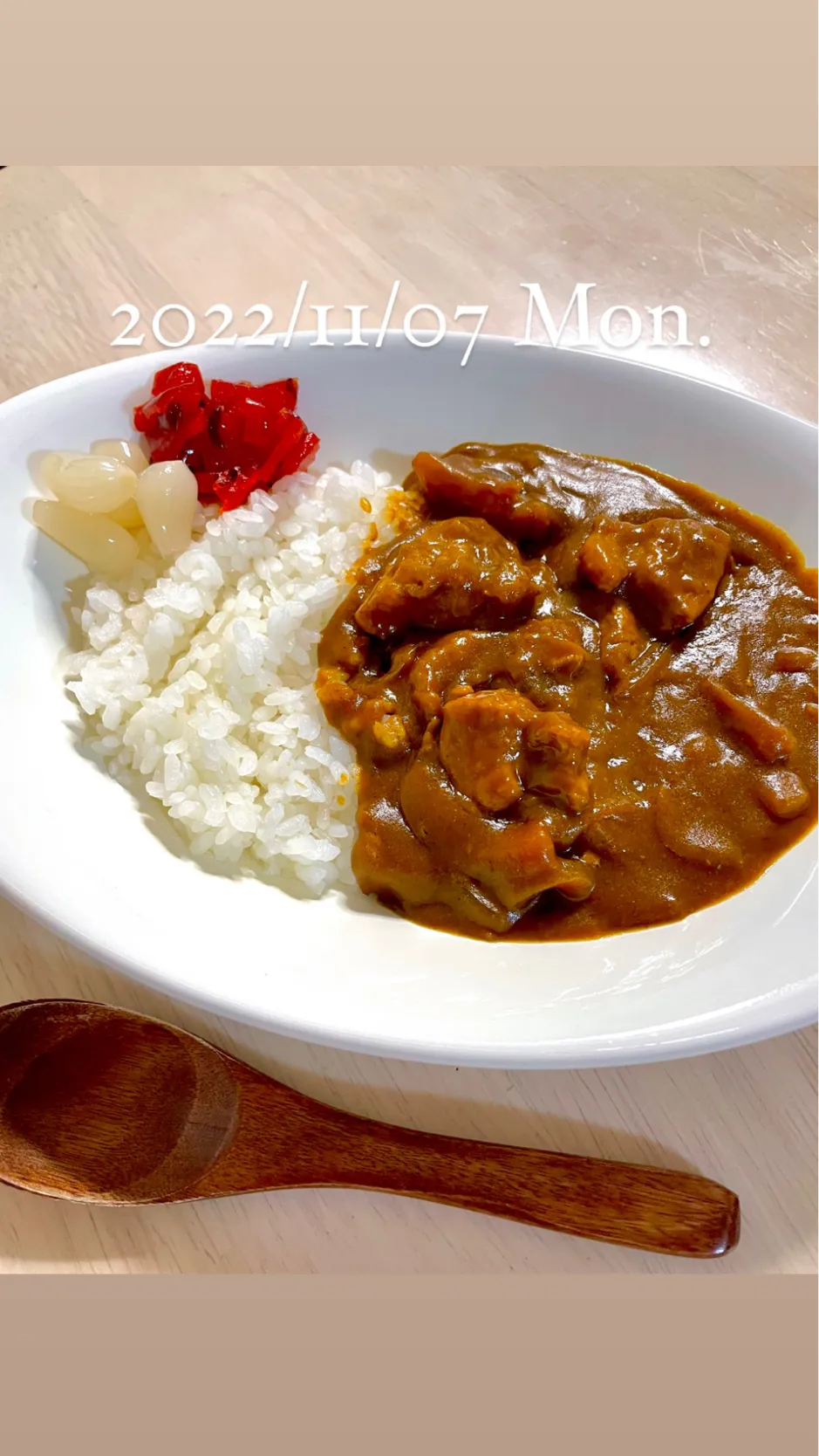 Snapdishの料理写真:スペアリブカレー　昨日の夕飯❁⃘*.ﾟ|＊.｡.＊ yükinaﾟ＊.｡.＊さん