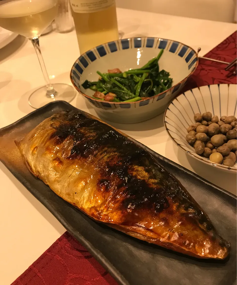 金華鯖・ムカゴ・ほうれん草炒め➰🥂😋|ナムナムさん