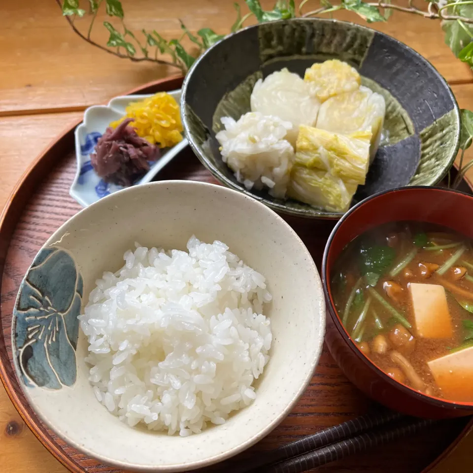 Snapdishの料理写真:🍚🥢石川県の新米【ひゃくまん穀】をシンプルに喰らう🍚🥢|Hollyさん