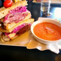 Almost a Reuben Sandwich|The Wandering Foodudesさん