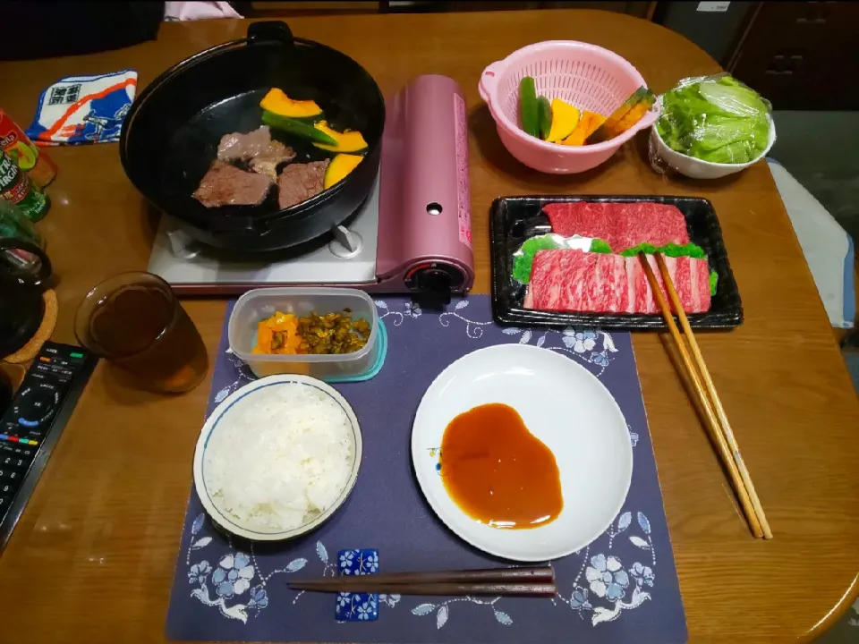 南部鉄器のすき焼き鍋(鉄鍋)で焼く鉄板焼き(夕飯)|enarinさん