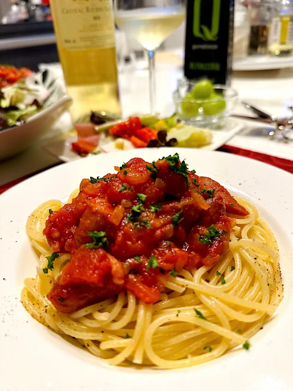 チョリソのトマトソースパスタ🍝|ちぃちゃんさん