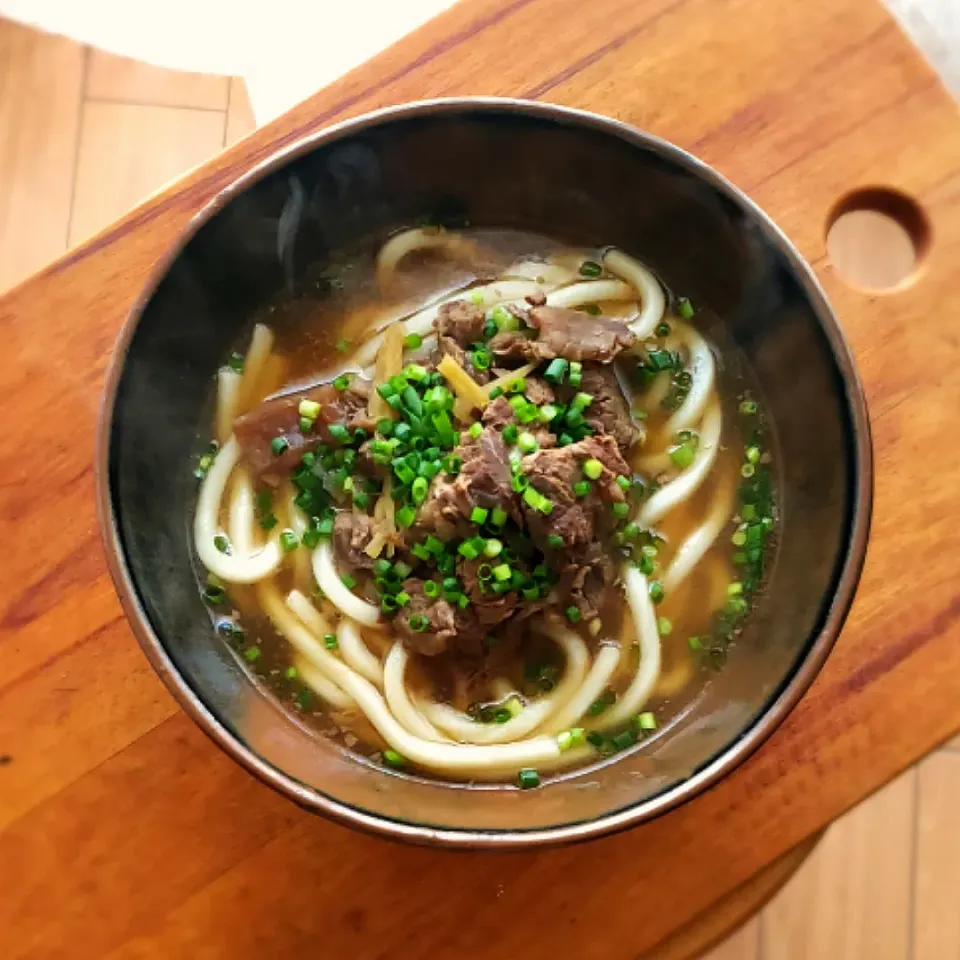 Snapdishの料理写真:牛すじ時雨煮うどん|mi_neneco♪さん