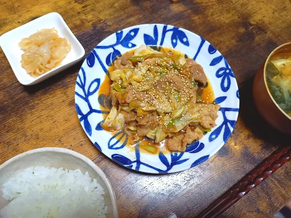 ・豚とキャベツの旨ダレ炒め
・白滝の白だし煮
・豆腐とわかめのみそ汁|ちりさん