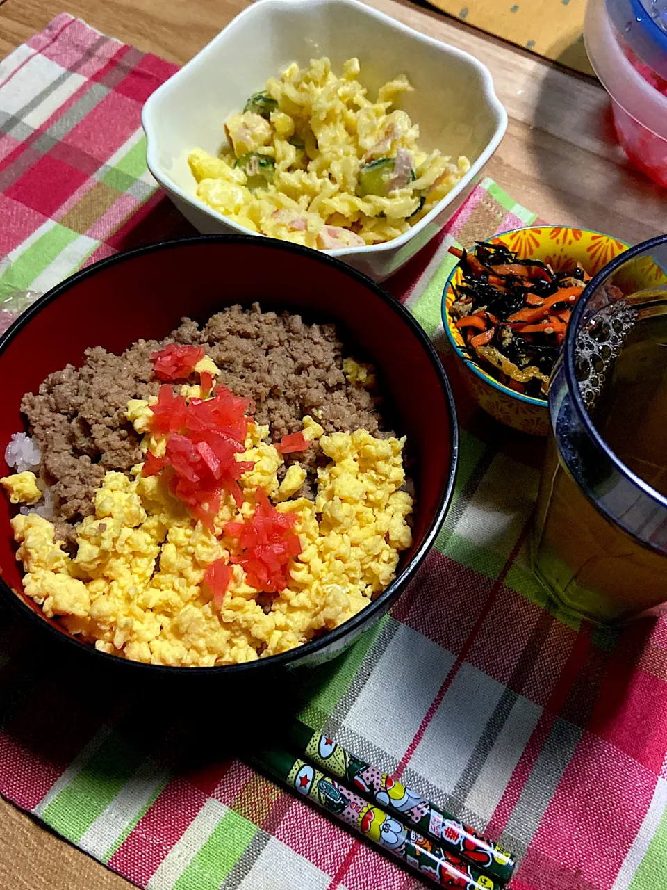 お夕飯。二色丼。ヤマサこれうまつゆ。|renharuruさん