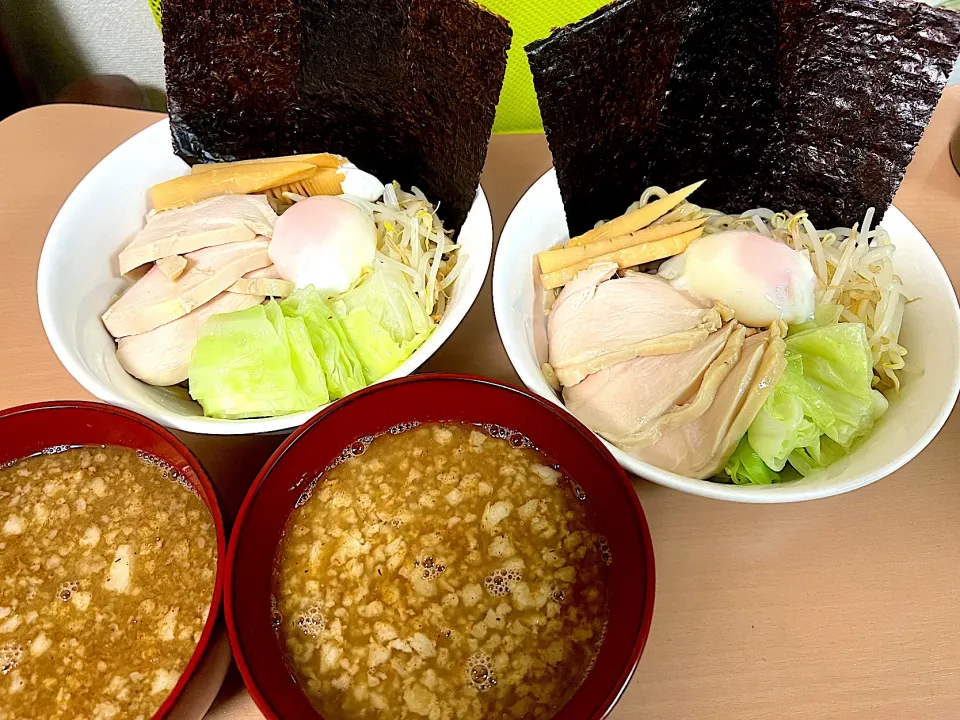 本日のつけ麺　背脂醤油のつけだれ|さくたろうさん