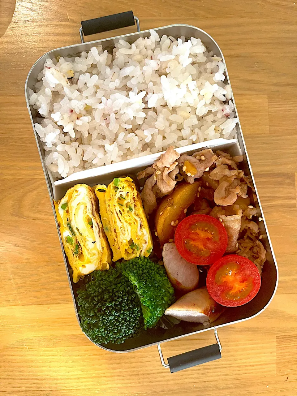 さつまいもと豚肉炒め弁当🍱|ちっくんさん