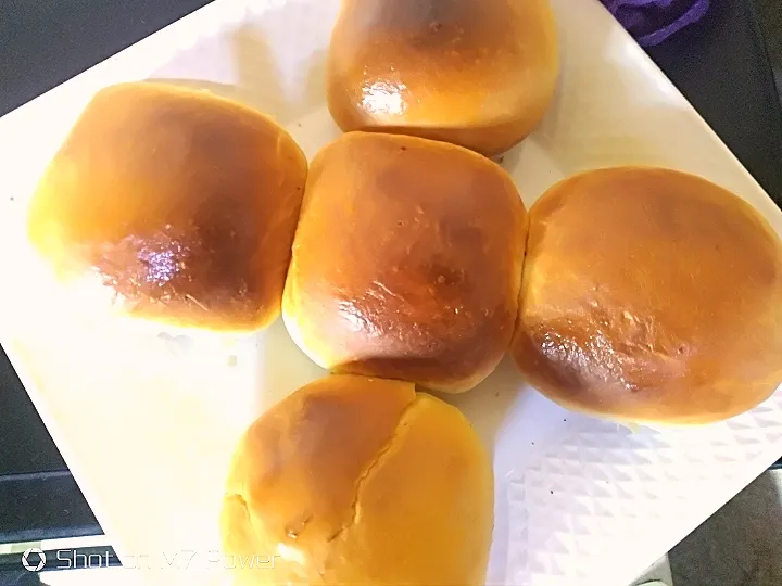 bread rolls|Nafisa Salisuさん