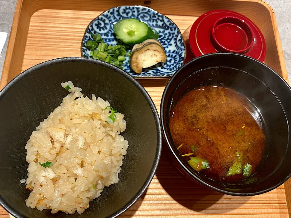 太刀魚　松茸の釜飯|inokocafeさん