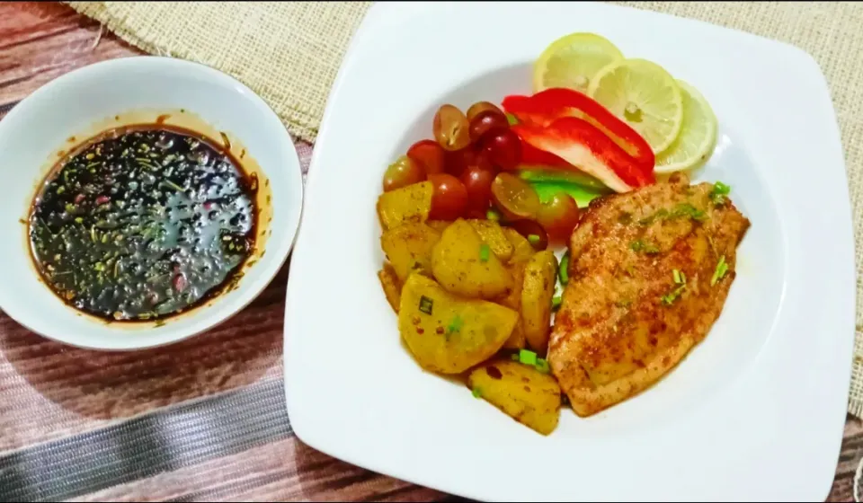 Pan fried Tilapia fillet|Happy Green Bowlさん