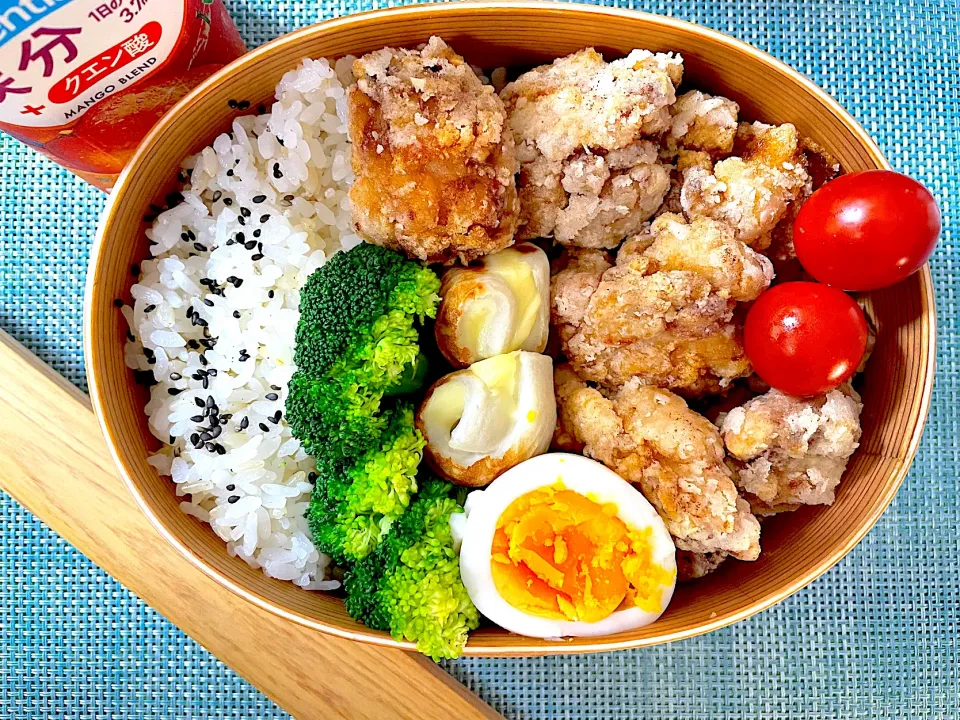 唐揚げ弁当　ちくわのチーズ　ゆで卵|ジャイママさん