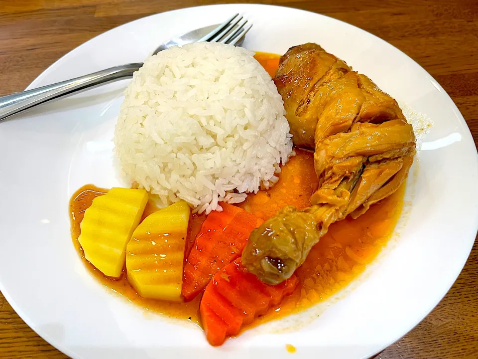 ข้าวไก่อบน้ำผึ้ง|ธภัทร อนันต์ธิโกさん