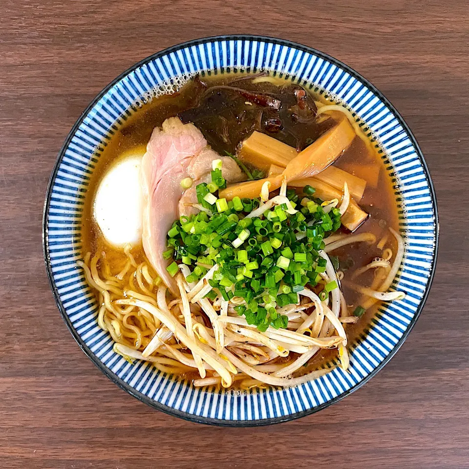 鰹かおる醤油ラーメン|dashi menjiroさん