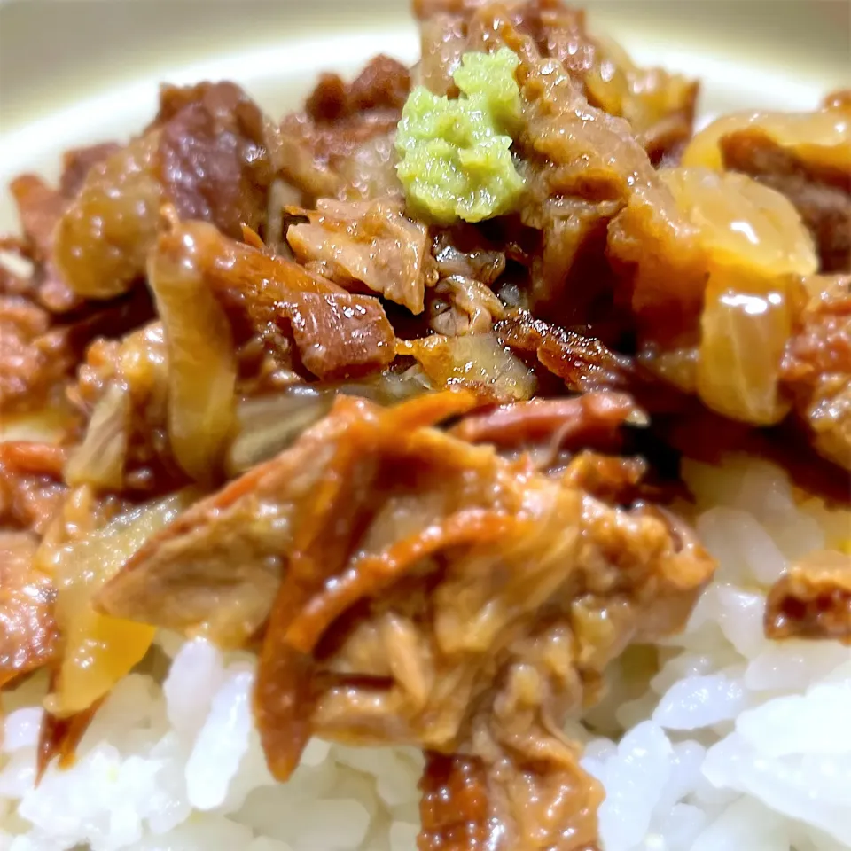 牛すじ煮込みの牛丼|misakoさん