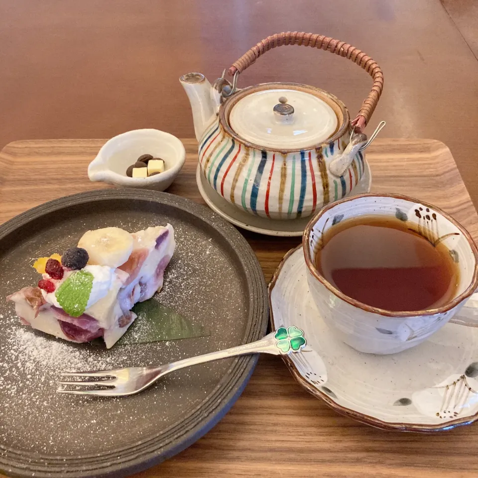 ぶどうのヨーグルトケーキ🍇☕️|ちゃみこさん