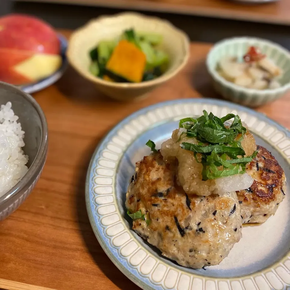 ひじきと豆腐のおろしポン酢ハンバーグ|ちぐあささん