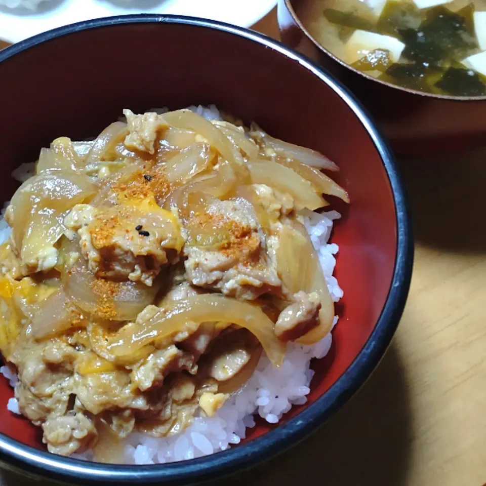 親子丼とみそ汁|しまだ ちえこさん