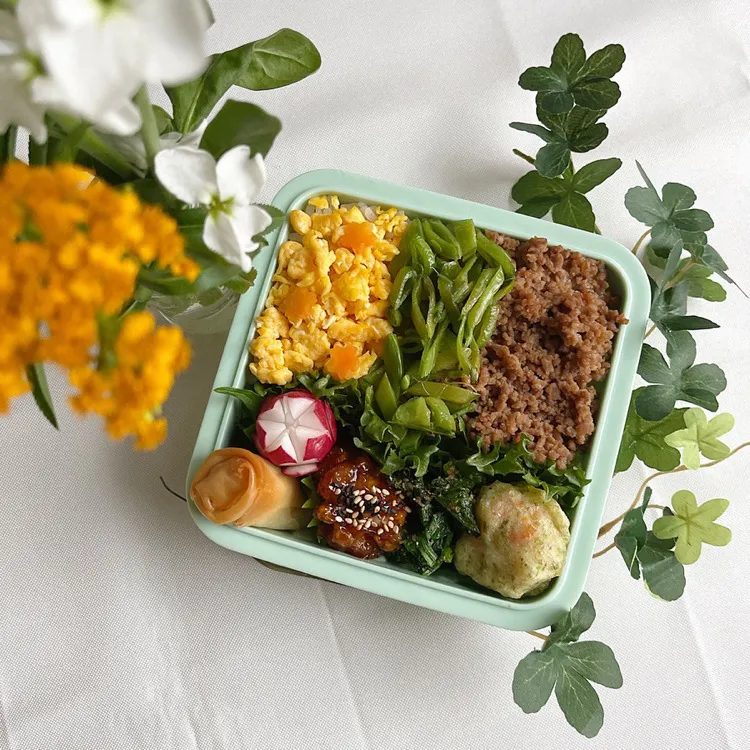 11/14❤︎主人の三色そぼろ弁当🌱✨|Makinsさん