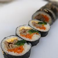 ひゃくまん穀のお米で冷めても美味しい『キンパ』