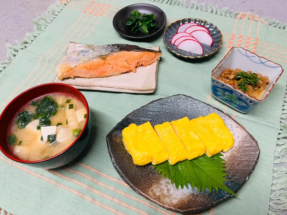 「朝ご飯のような晩ご飯」😳|バシュランさん