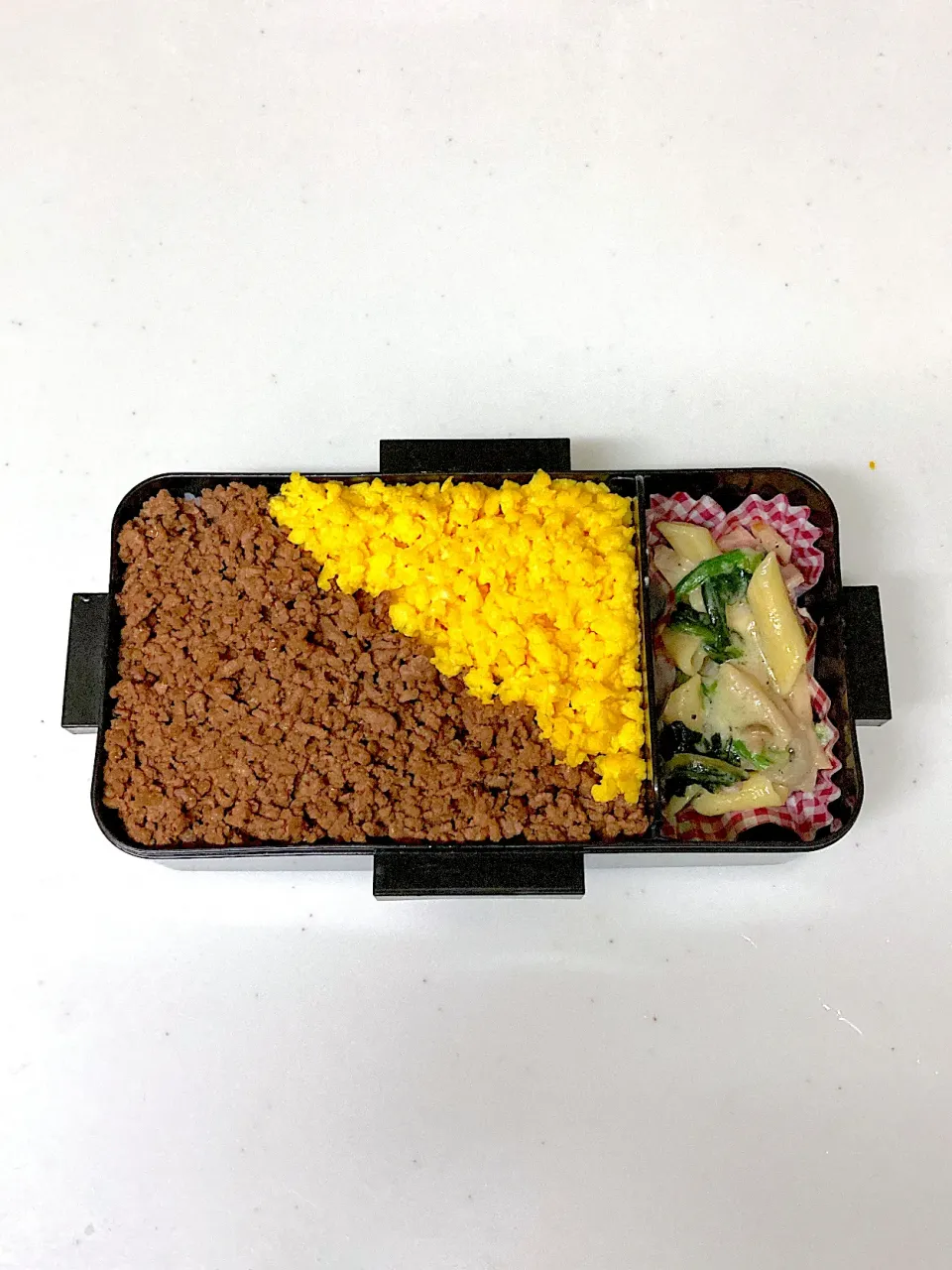 Snapdishの料理写真:高校生になった次男くんへ　そぼろ弁当|晴れ時々弁当さん