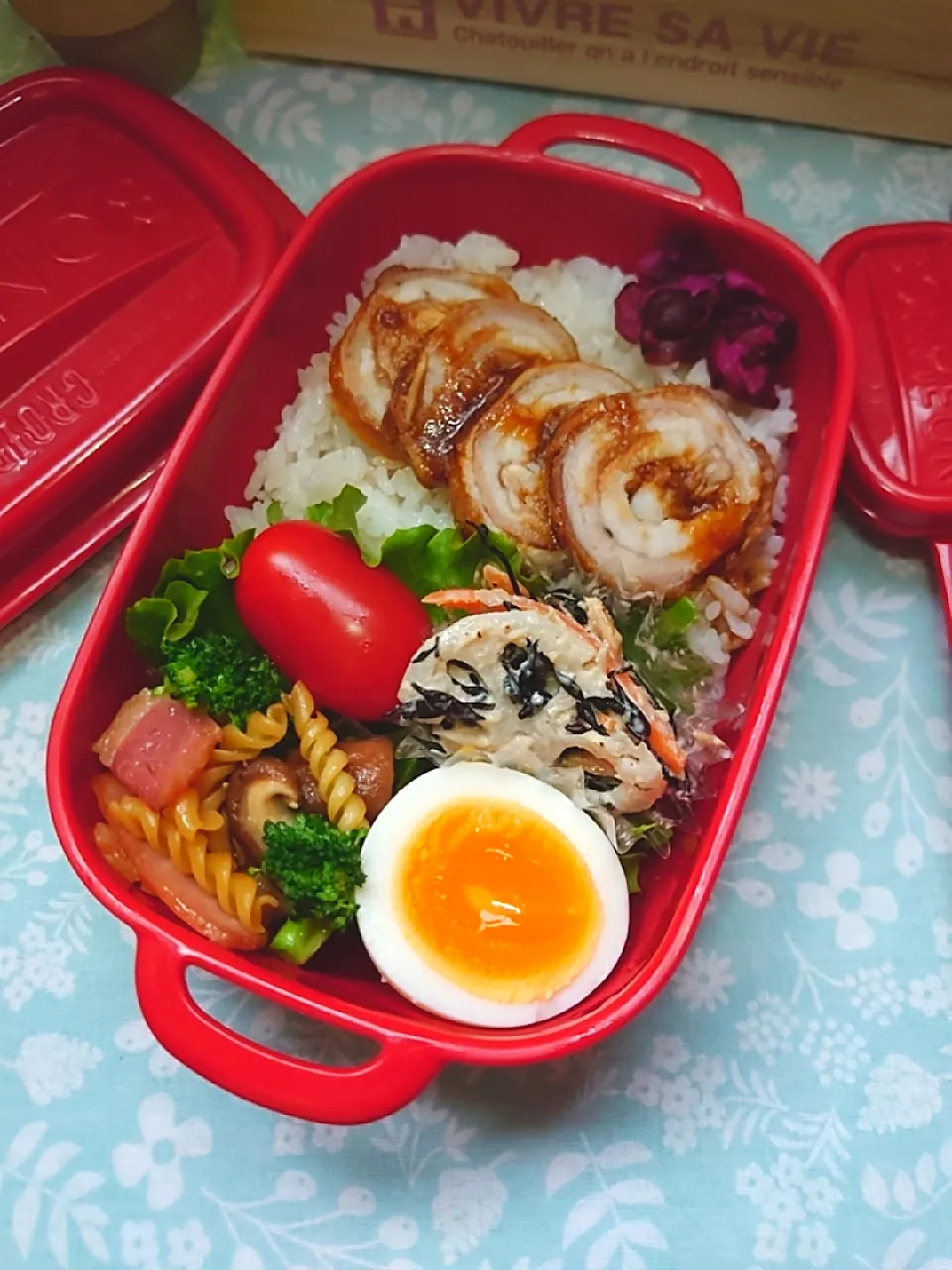 娘のお弁当
豚バラ薄切り肉の
なんちゃってチャーシュー丼|みわさん