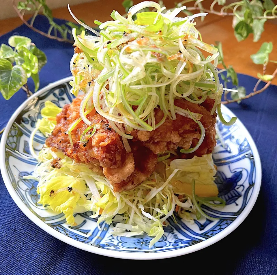 🌿札幌っ子が愛するあのお店のザンギを目指せ❗️でっかい鶏唐揚げにグレフル&柚子を効かせたタレをかけてサラダ仕立てに🥗|Hollyさん