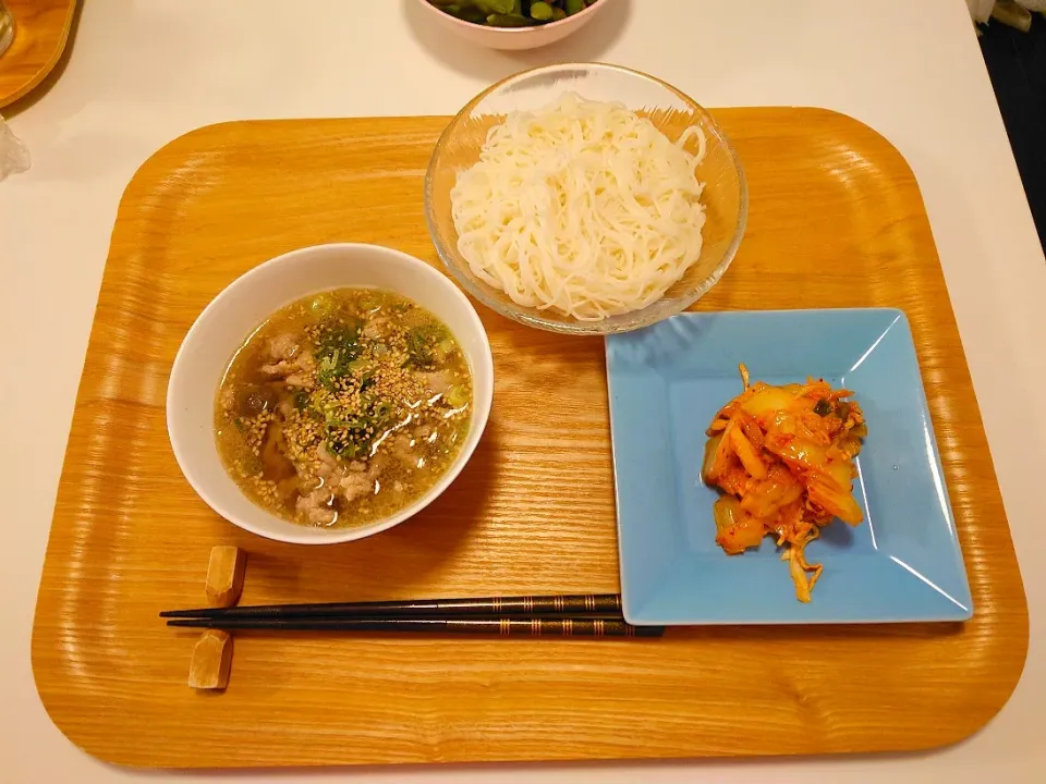 Snapdishの料理写真:今日の夕食　豚肉そうめん、切り干し大根のキムチ和え|pinknari🐰🌈さん