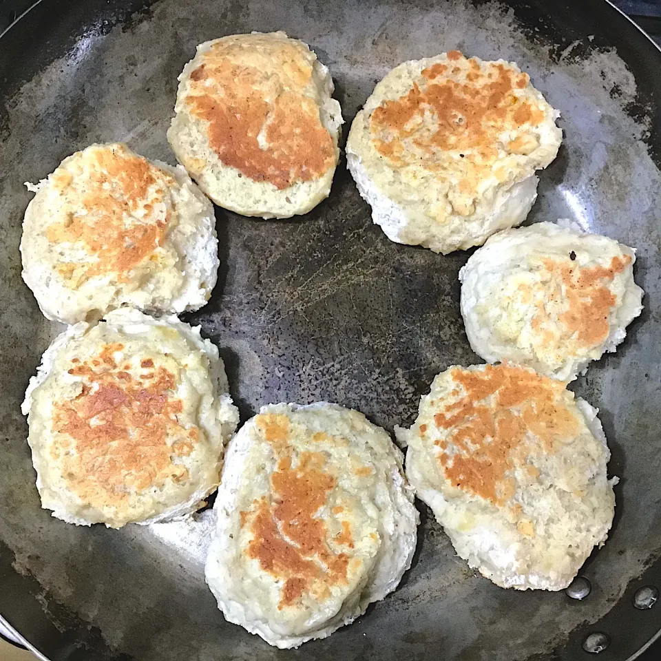 管理栄養士namiさんレシピ　　　　バナナ米粉ちぎりパン🍳|🌿𝚌𝚑𝚎𝚛𝚗𝚘🥄さん