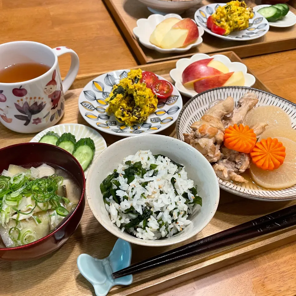 Snapdishの料理写真:手羽元と大根のさっぱり煮|kozue512さん