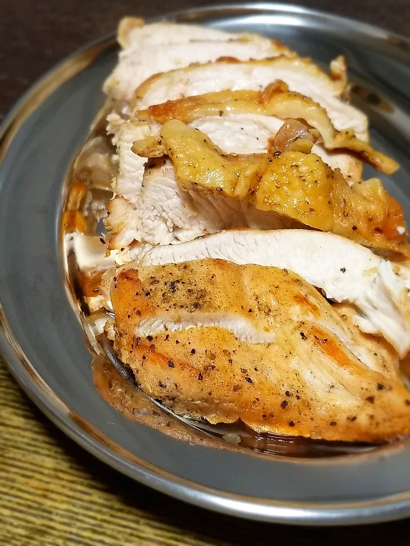 パパ作👨鶏むね肉のスパイス21ソテー|ぱんだのままんさん