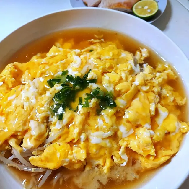 Snapdishの料理・レシピ写真:もやしの卵中華あんかけ｜家計の味方！もやしで満足料理特集！
