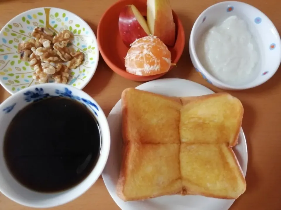 Snapdishの料理写真:朝食|よっちんさん